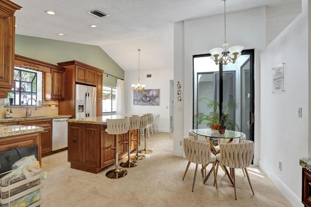 10527 Zurich Street, Cooper City, FL 33026