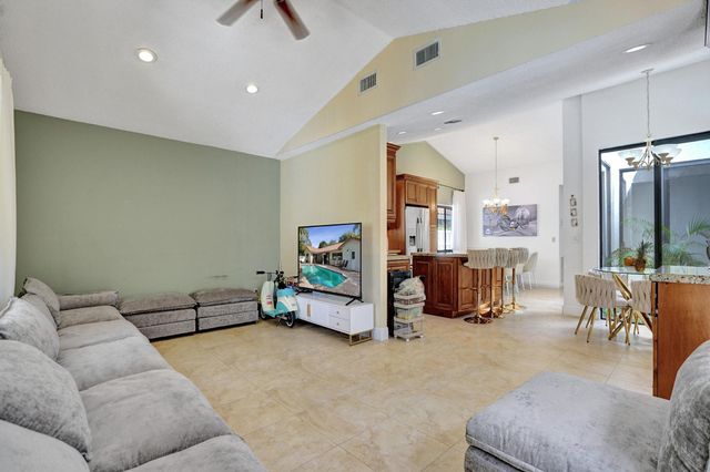 10527 Zurich Street, Cooper City, FL 33026