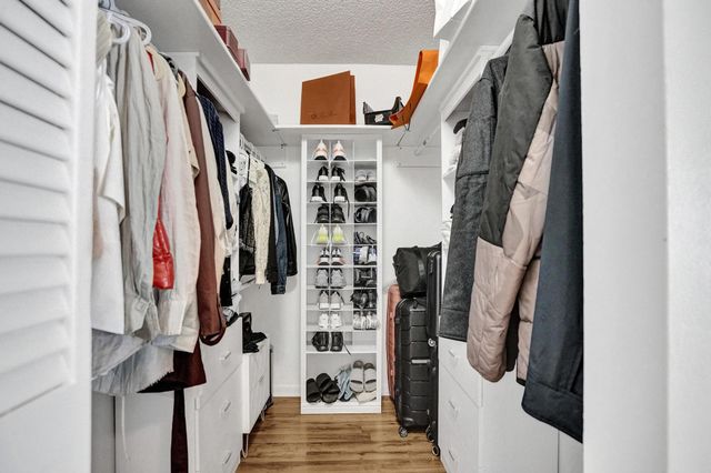 10527 Zurich Street, Cooper City, FL 33026