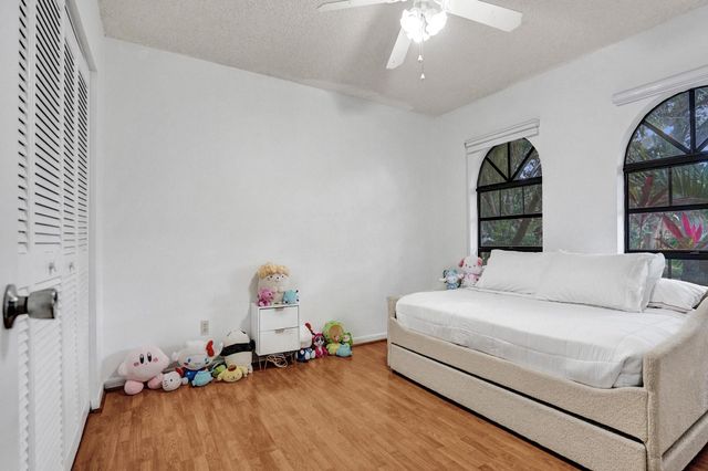 10527 Zurich Street, Cooper City, FL 33026