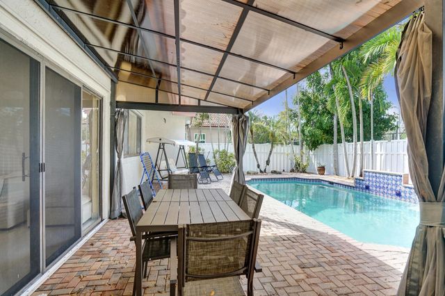 10527 Zurich Street, Cooper City, FL 33026