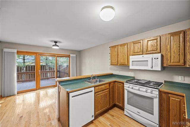 5225 Bridle Path Lane, Lewiston, NY 14092