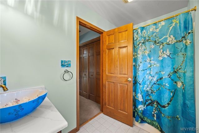 5225 Bridle Path Lane, Lewiston, NY 14092