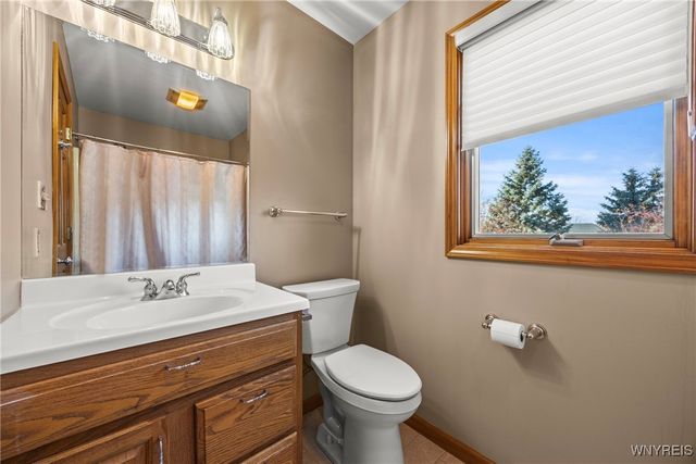 5225 Bridle Path Lane, Lewiston, NY 14092