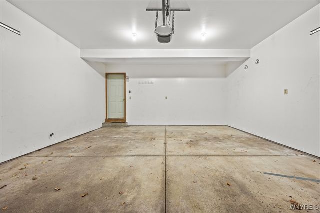 5225 Bridle Path Lane, Lewiston, NY 14092