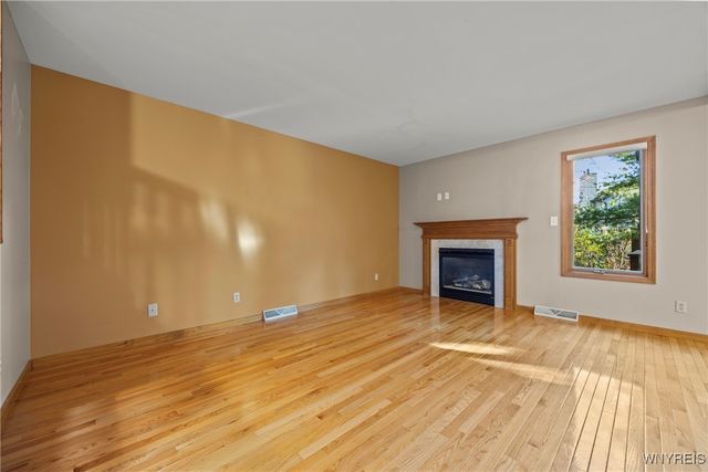 5225 Bridle Path Lane, Lewiston, NY 14092