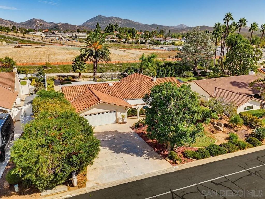 17253 Saint Andrews Drive, Poway, CA 92064 — photo 3