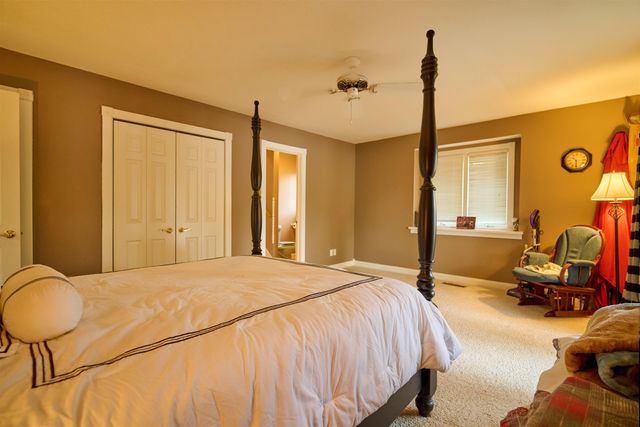 12 Winnebago Ter, Cherokee Village, AR 72529