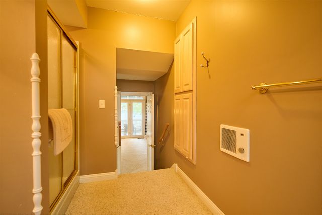 12 Winnebago Ter, Cherokee Village, AR 72529