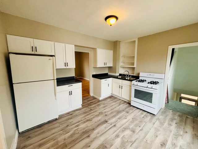 2921 33rd Avenue S, Minneapolis, MN 55406