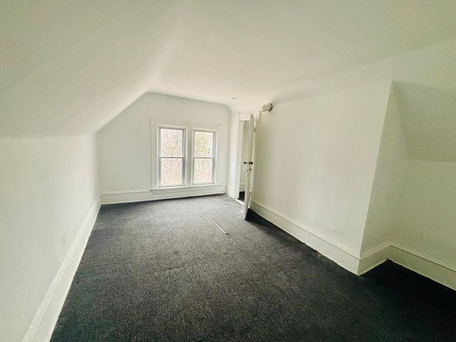 2921 33rd Avenue S, Minneapolis, MN 55406