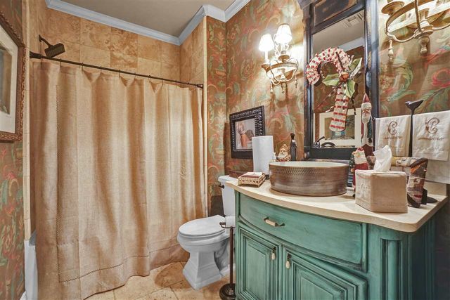 1039 NW Thornbury Dr, Lawton, OK 73505