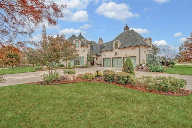 1039 NW Thornbury Dr, Lawton, OK 73505