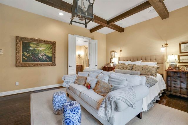 1039 NW Thornbury Dr, Lawton, OK 73505