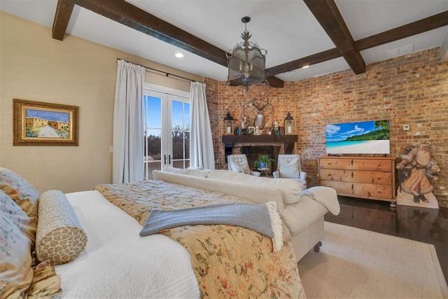 1039 NW Thornbury Dr, Lawton, OK 73505