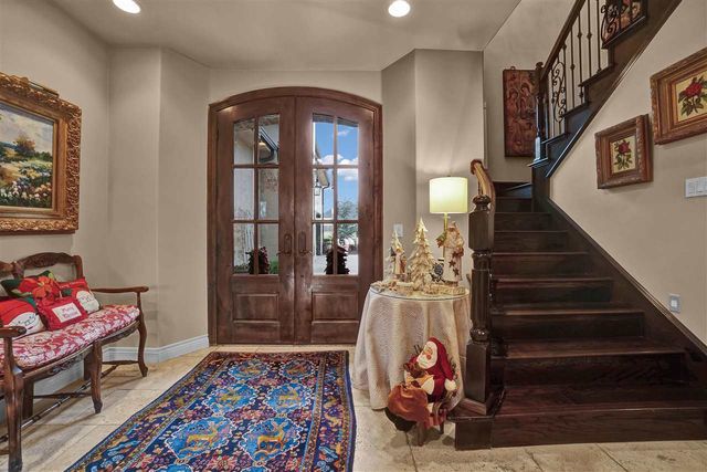 1039 NW Thornbury Dr, Lawton, OK 73505