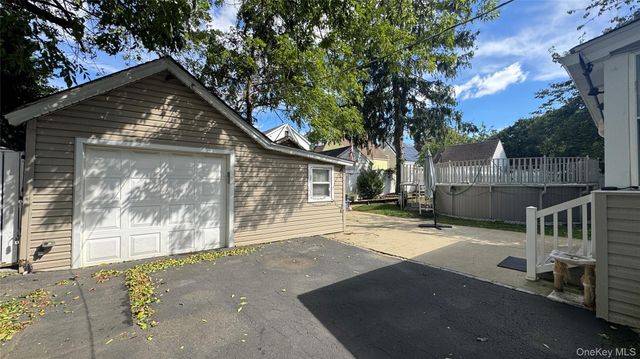 1905 Bryant Place, Baldwin, NY 11510