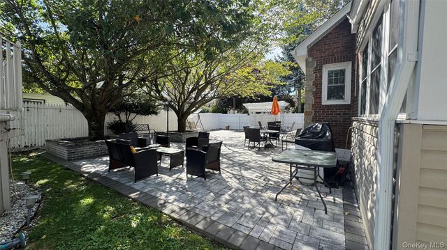 1905 Bryant Place, Baldwin, NY 11510