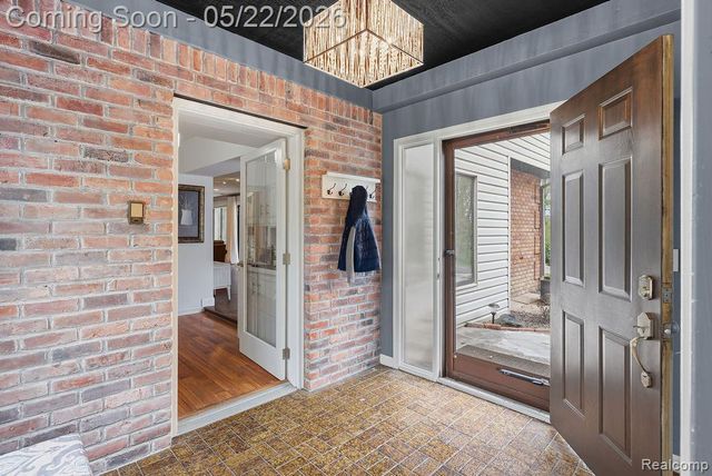 11111 Hibner Road, Hartland Township, MI 48353