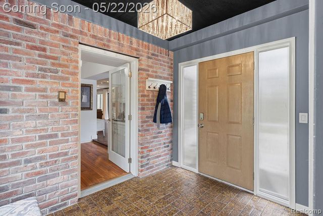 11111 Hibner Road, Hartland Township, MI 48353