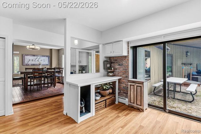 11111 Hibner Road, Hartland Township, MI 48353