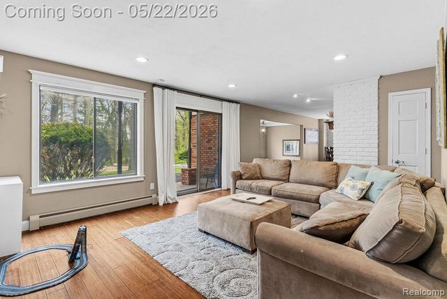 11111 Hibner Road, Hartland Township, MI 48353