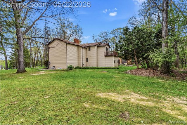 11111 Hibner Road, Hartland Township, MI 48353