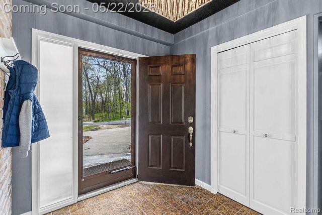 11111 Hibner Road, Hartland Township, MI 48353