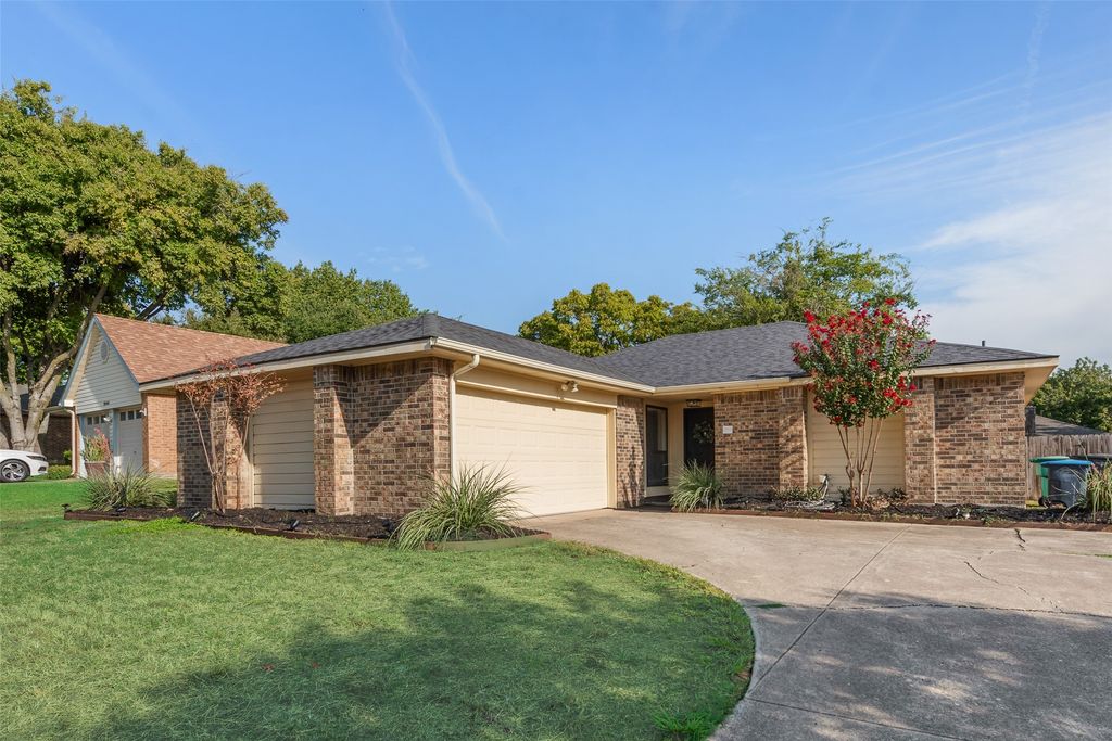 10140 Indian Mound Road, Fort Worth, TX 76108 — exterior