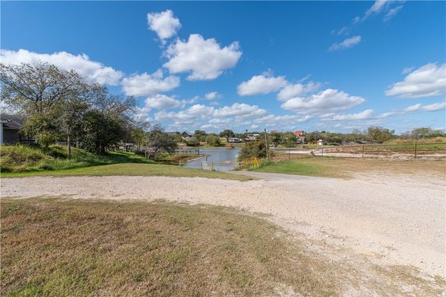 178 Thunderbird, Sandia, TX 78383
