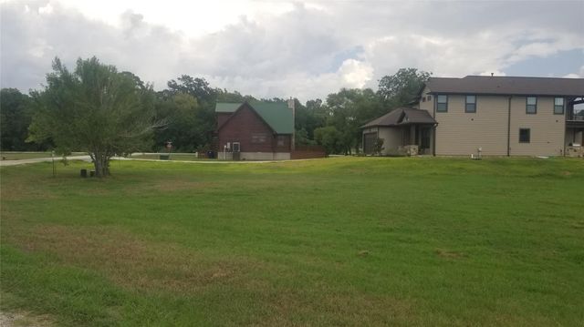 7 Wilderness Trail, Huntsville, TX 77340