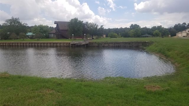 7 Wilderness Trail, Huntsville, TX 77340