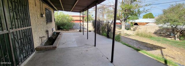 404 San Saba Road, El Paso, TX 79912