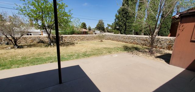 404 San Saba Road, El Paso, TX 79912