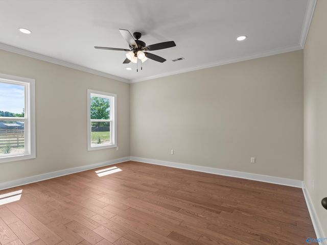 1008 Junkins Road, Guntersville, AL 35976