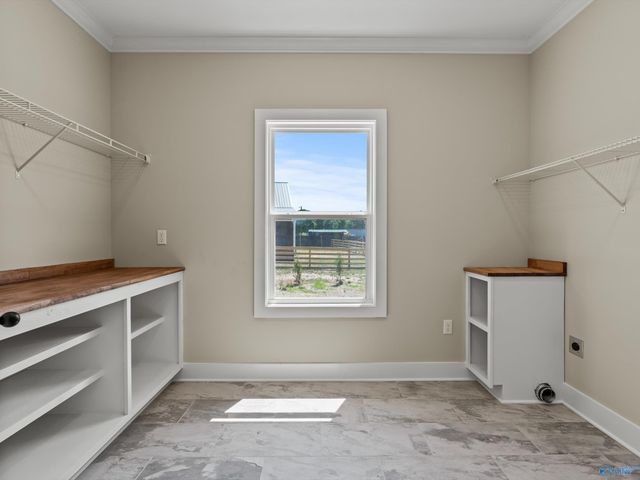 1008 Junkins Road, Guntersville, AL 35976