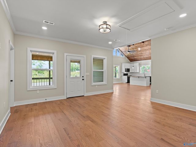1008 Junkins Road, Guntersville, AL 35976