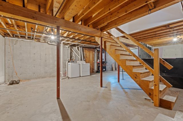 24 Josephine Avenue, Methuen, MA 01844