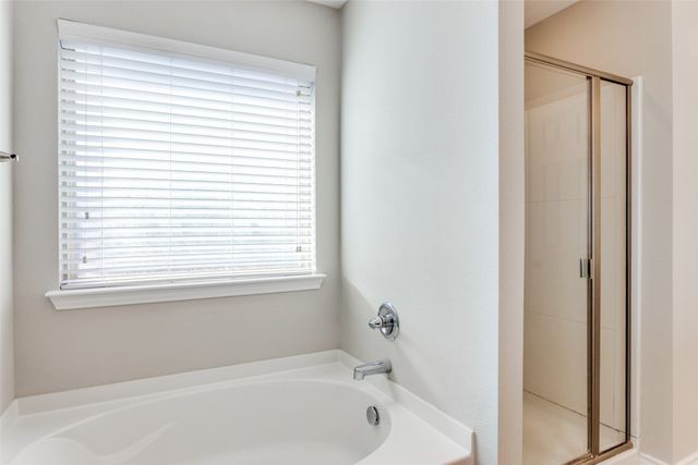 2729 Adams Fall Lane, Fort Worth, TX 76123