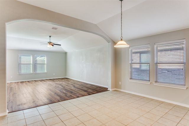 2729 Adams Fall Lane, Fort Worth, TX 76123