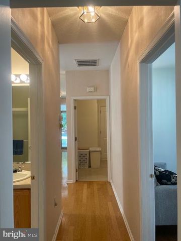 28 SPRING MEADOW DR, Lakewood, NJ 08701