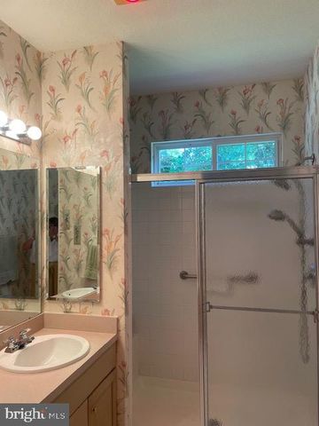 28 SPRING MEADOW DR, Lakewood, NJ 08701