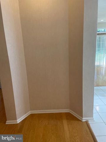 28 SPRING MEADOW DR, Lakewood, NJ 08701