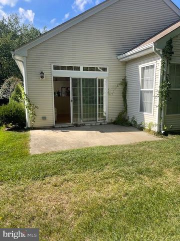 28 SPRING MEADOW DR, Lakewood, NJ 08701