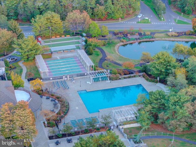28 SPRING MEADOW DR, Lakewood, NJ 08701