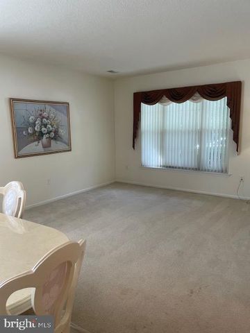 28 SPRING MEADOW DR, Lakewood, NJ 08701