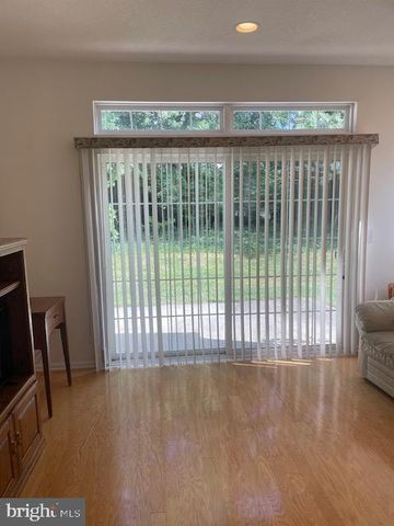 28 SPRING MEADOW DR, Lakewood, NJ 08701