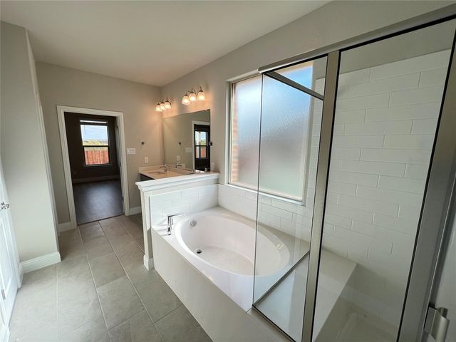 3611 Walnut Ridge Drive, Grand Prairie, TX 75050