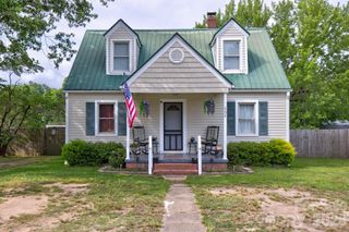 202 Chester Avenue 2, Great Falls, SC 29055