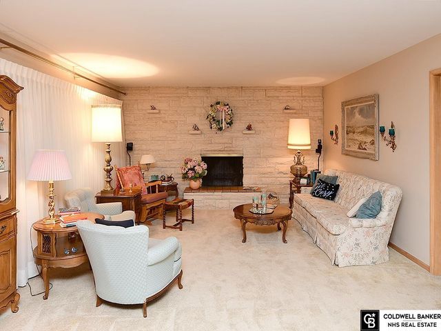 5014 S 77Th Avenue, Ralston, NE 68127